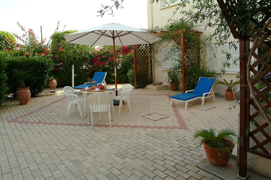 Sunbay Apartments Pyla Exteriör bild